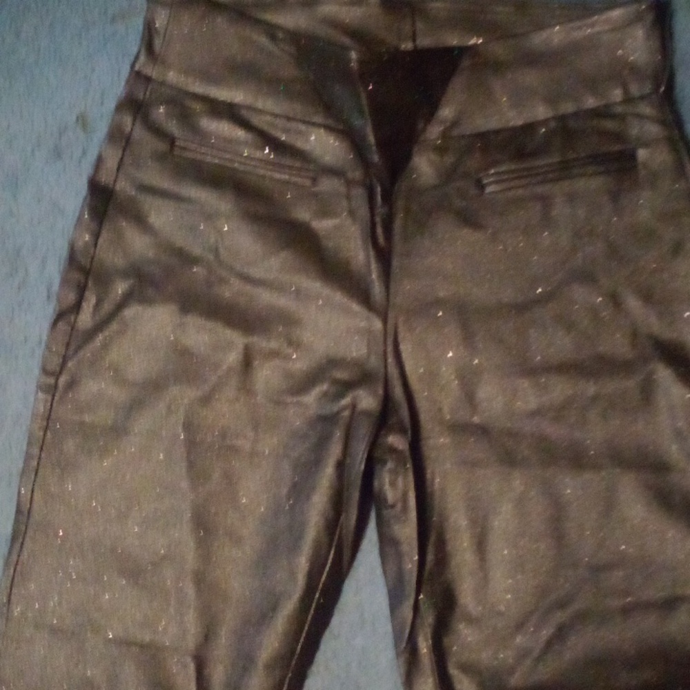 Attyre New York, size 6, sparkly, black dress pants.  NWOT